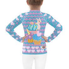 Load image into Gallery viewer, Girl&#39;s Rash Guard Cupcake Dreaming
