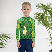 Load image into Gallery viewer, Boy&#39;s Rash Guard Gator Hunger
