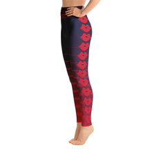 Load image into Gallery viewer, Yoga Leggings Kiss Me
